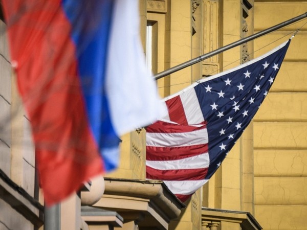 СМИ: Россия включит США в список “недружественных стран”